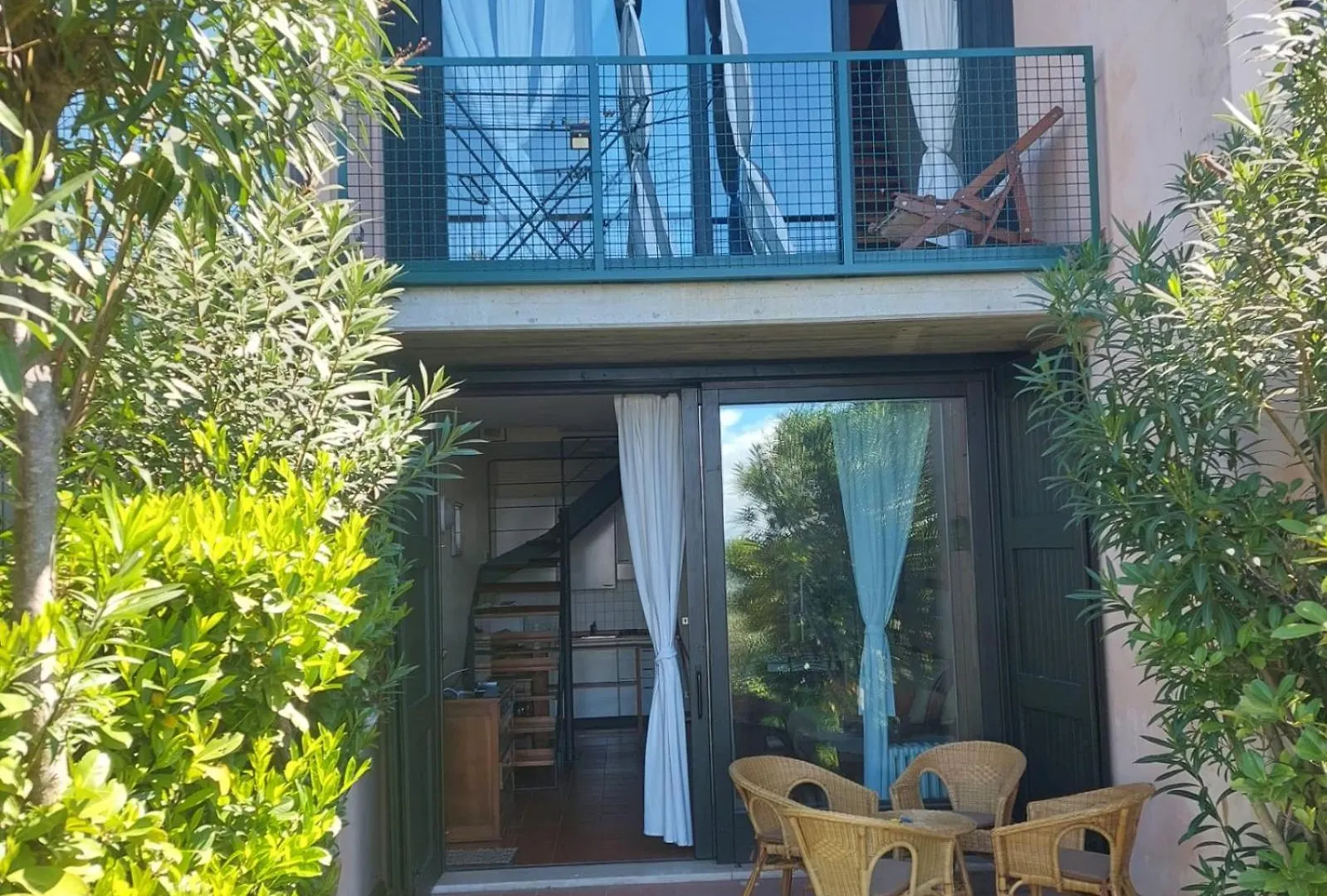 Apartamento Alma Torri Del Benaco 0*,